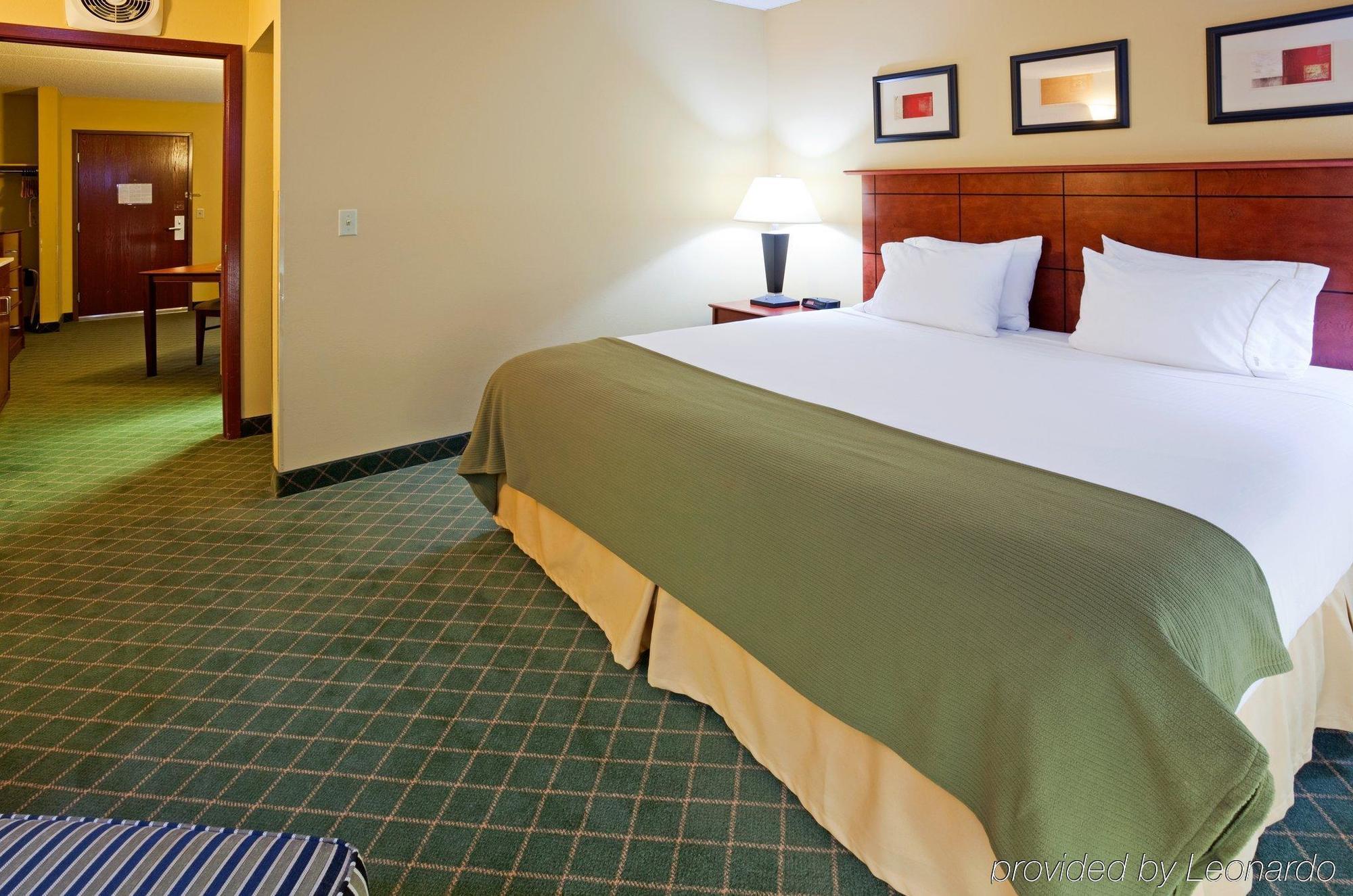 Holiday Inn Express Hotel & Suites Coon Rapids - Blaine Area By Ihg Zimmer foto